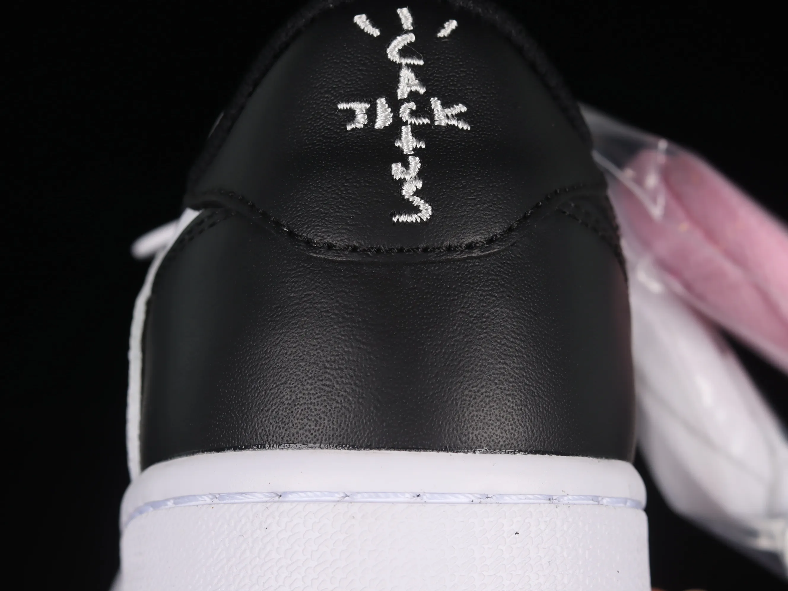 All Categories Air Jordan Jordan series basketball shoes Air Jordan 1 Low Travis Scott x Air Jordan 1 Low OG AJ1 Joe 1 black and white overhead low-top basketball shoes DM7866-007